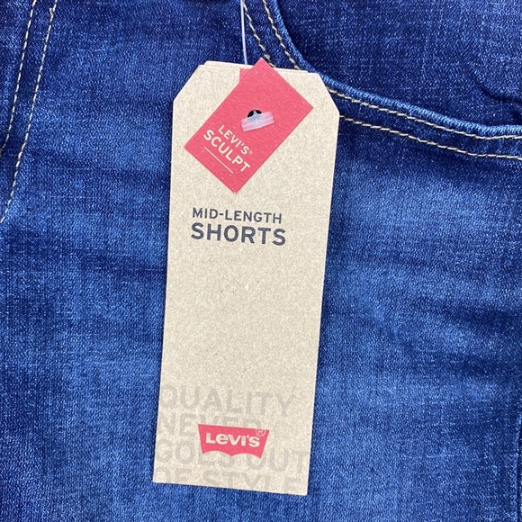 Levi’s mid length shorts mid rise slim through hip size 2 W26 NWT - Picture 3 of 10